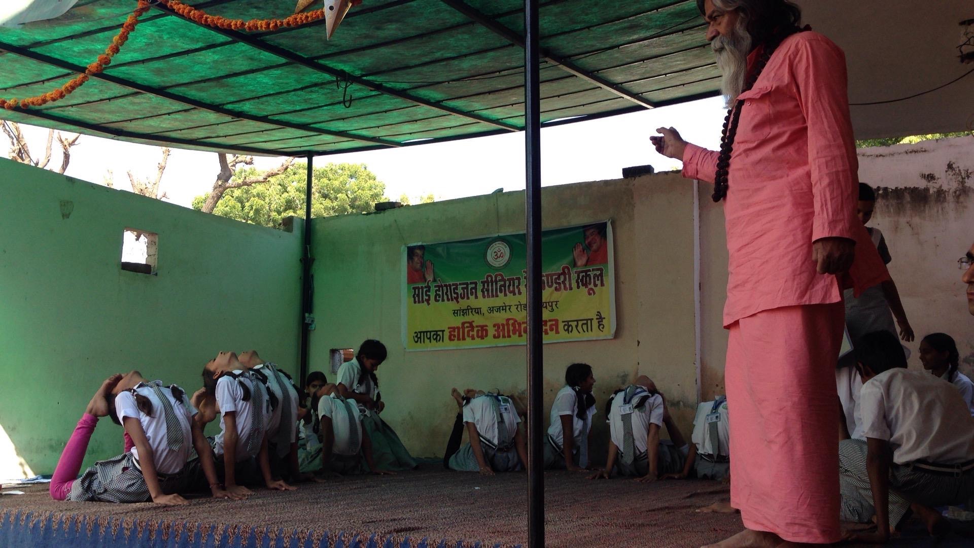 3月4日こどもヨガ