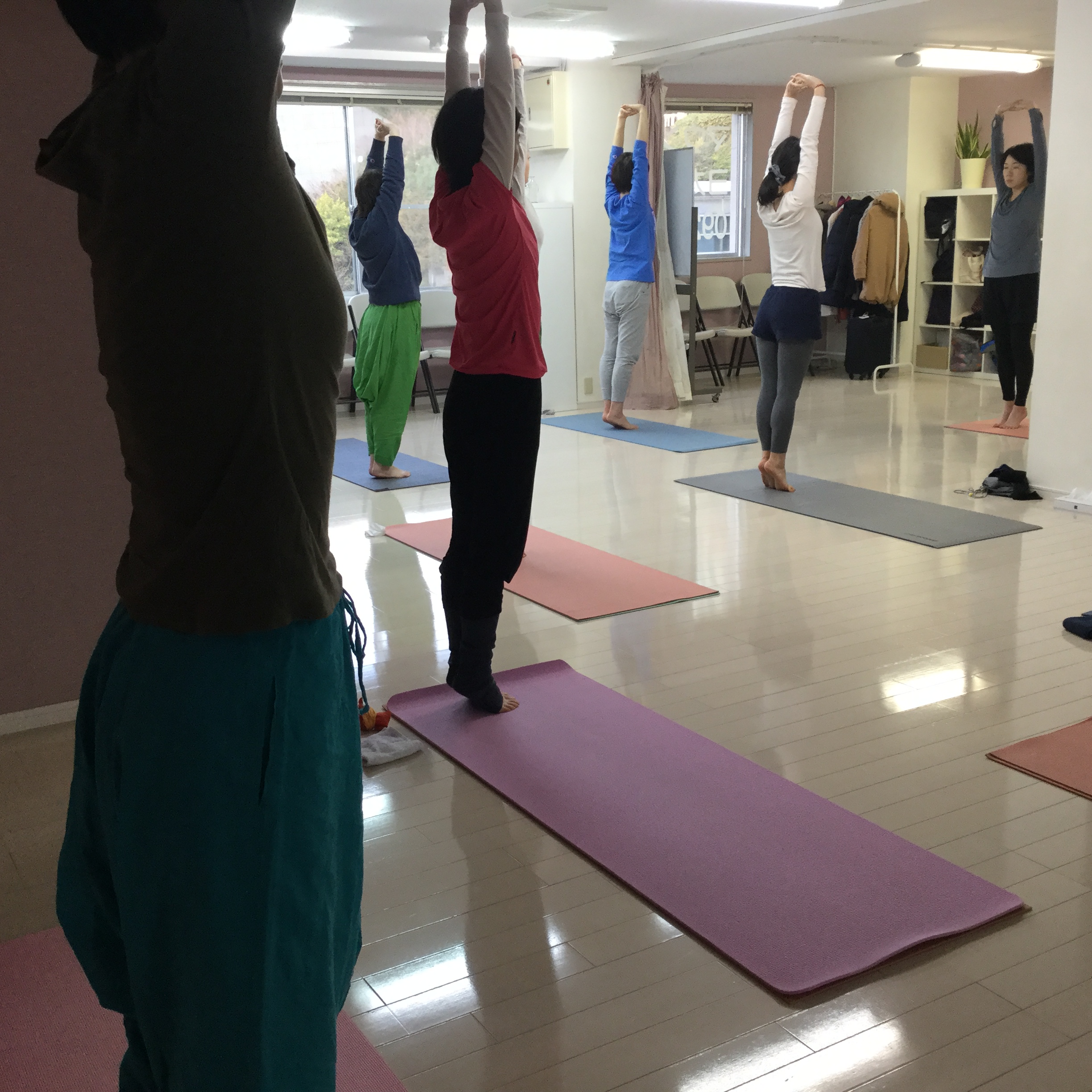 顔の色と足の色