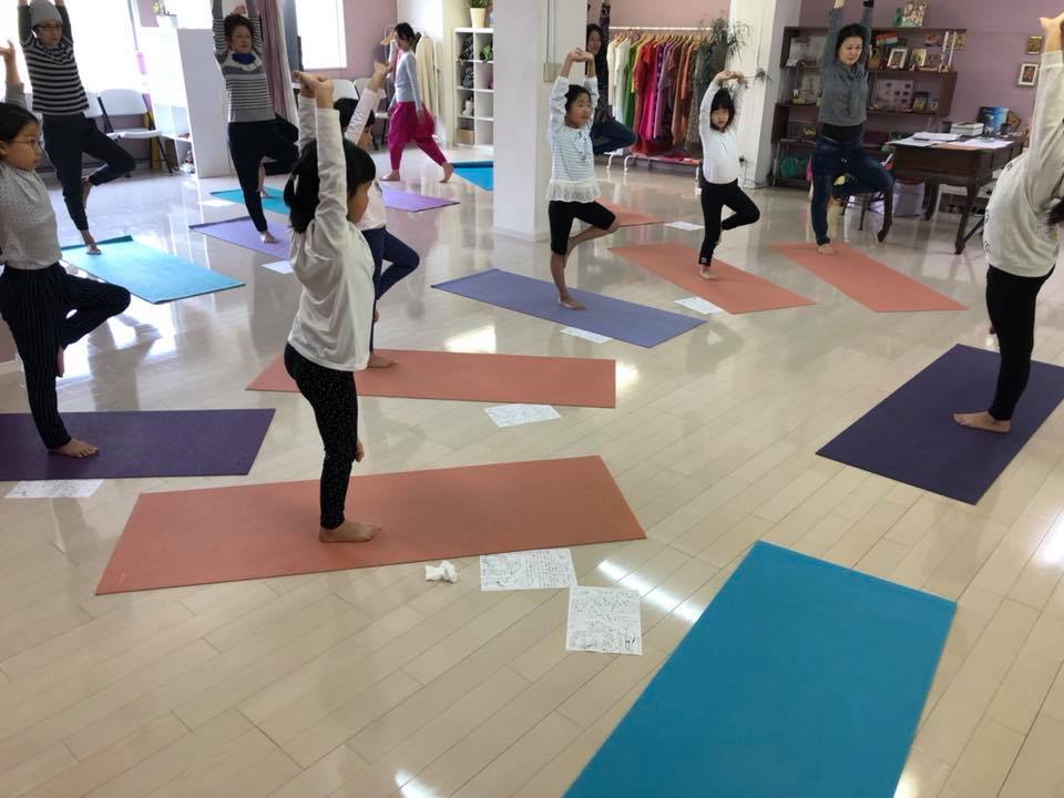 誰でもできるヨガ