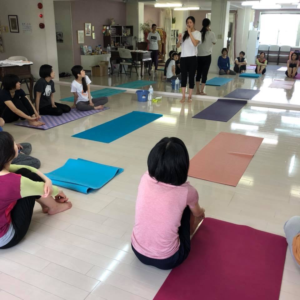 スタジオ7周年フリーヨガ フリーランチ