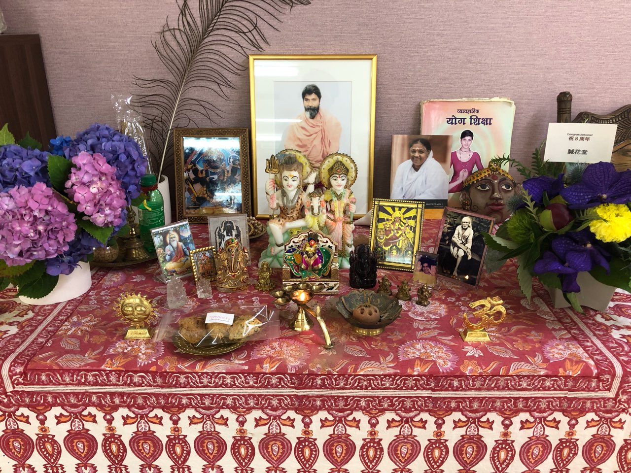 スタジオ8周年フリーヨガ