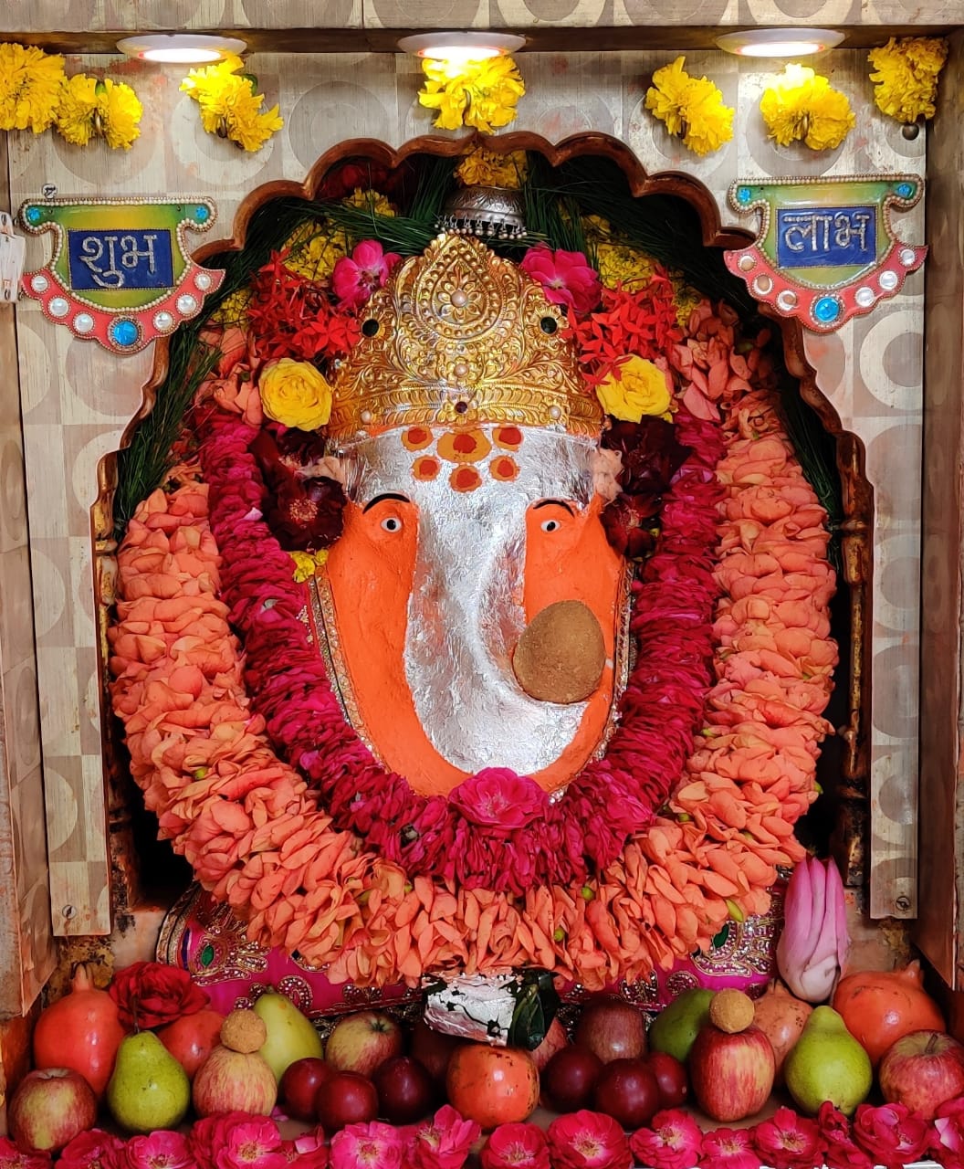 10月13日から16日は吉祥寺「まんなかヨガ」でクラス開催します