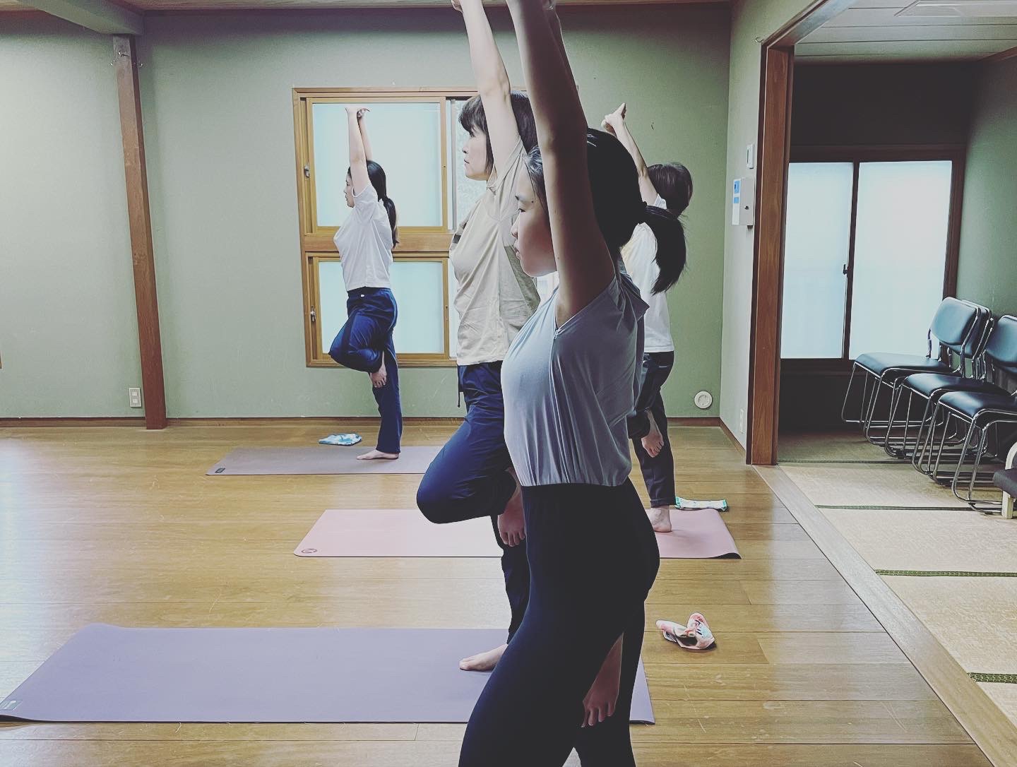 死者のポーズは難しい？